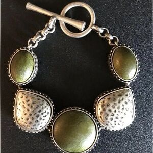 Lucky Brand Silver Tone Beads With Green Inserts Toggle Bracelet